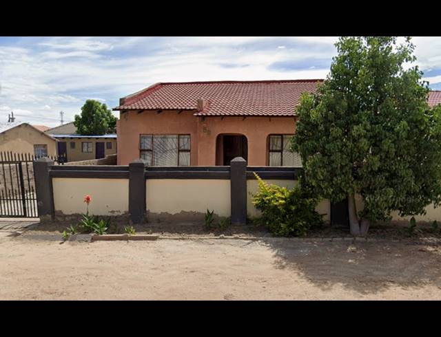 3 BEDROOM HOUSE FOR SALE IN SESHEGO A